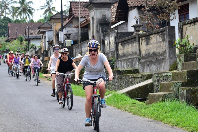 Day 07 : Ubud - Half Day Cycling Tour (Moderate)