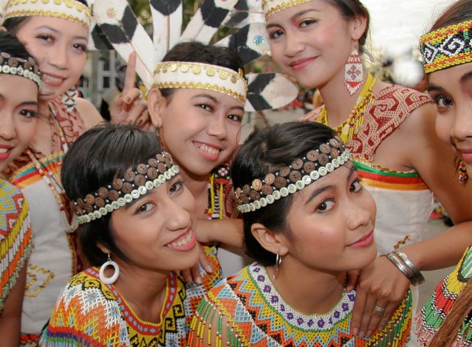 12 Days Mahakam River Cruise and Meet the Orangutan